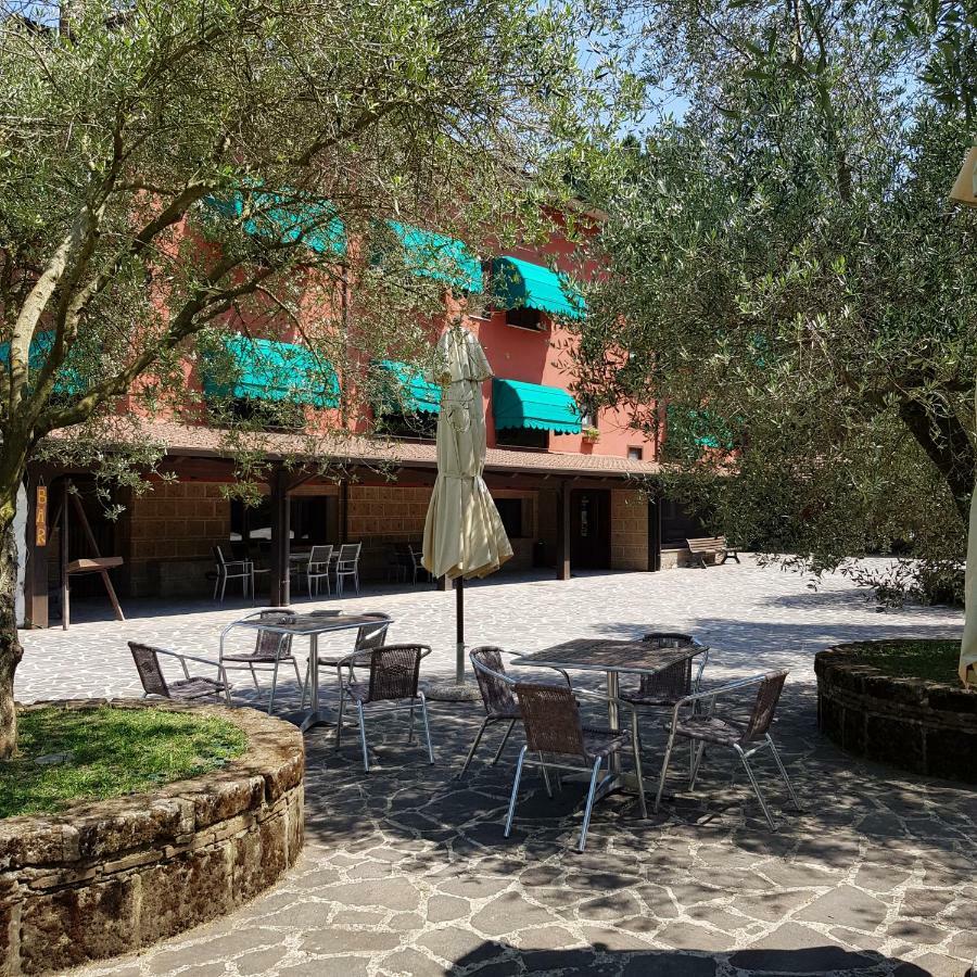 Agriturismo Ricciardelli Villa Contrada  Екстериор снимка